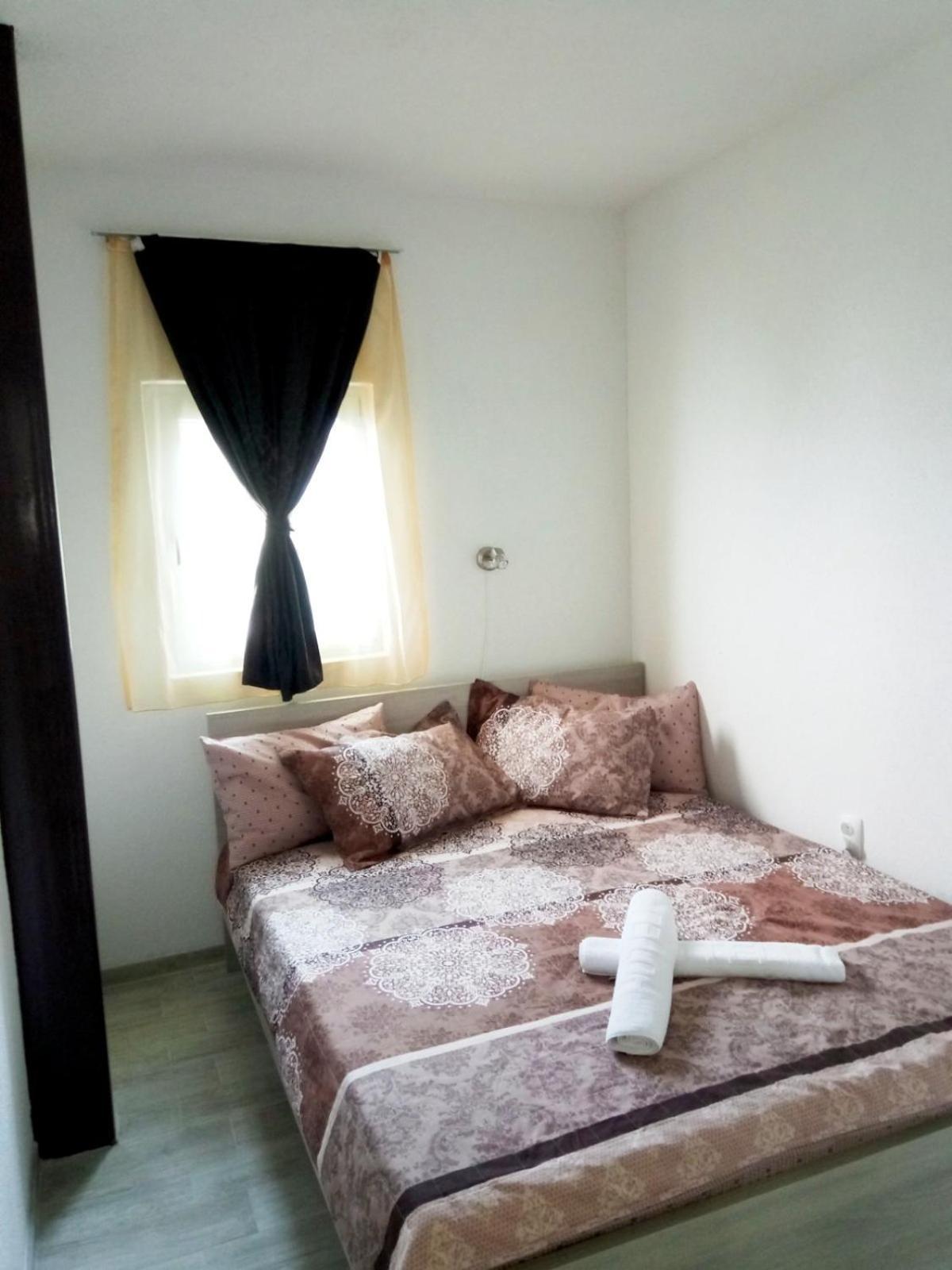 Royal View Apartments Струга Экстерьер фото