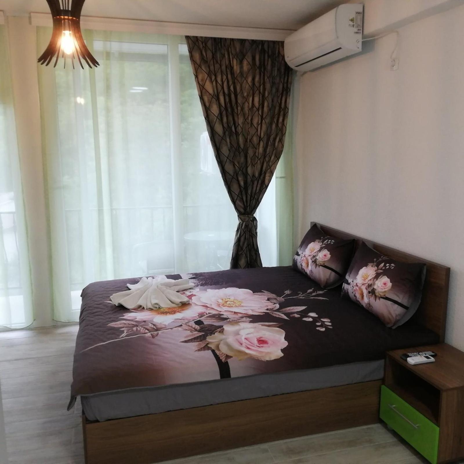 Royal View Apartments Струга Экстерьер фото